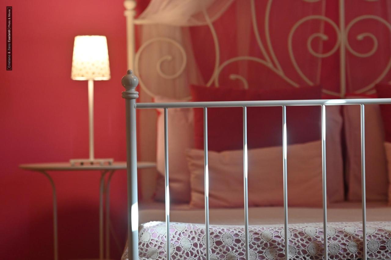 B&B Dimora Paolina Baschi Exteriör bild
