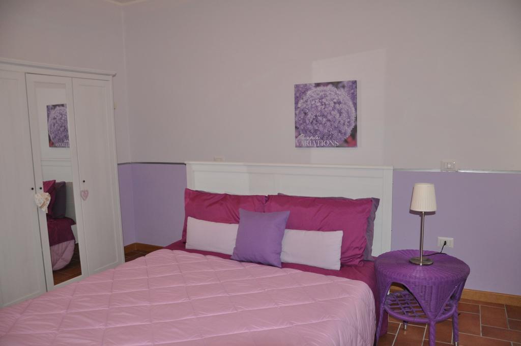 B&B Dimora Paolina Baschi Exteriör bild